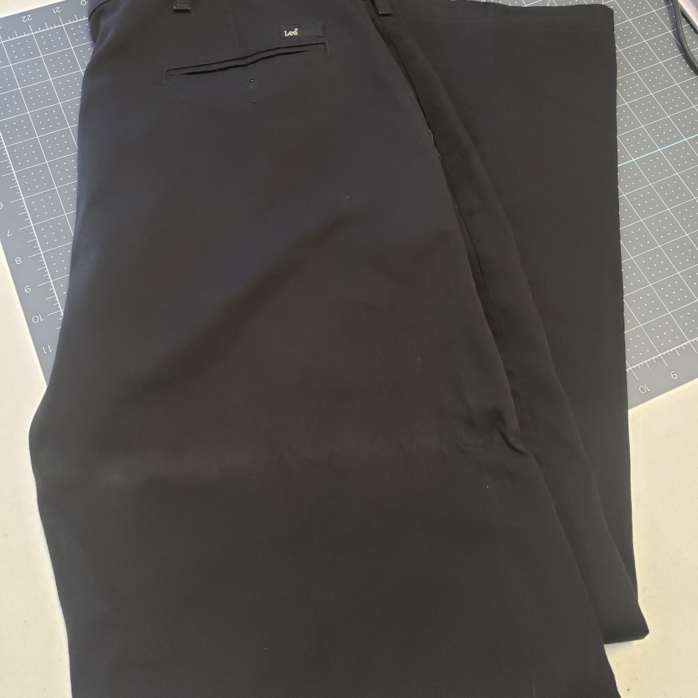 Black slacks - Picture 4 of 4